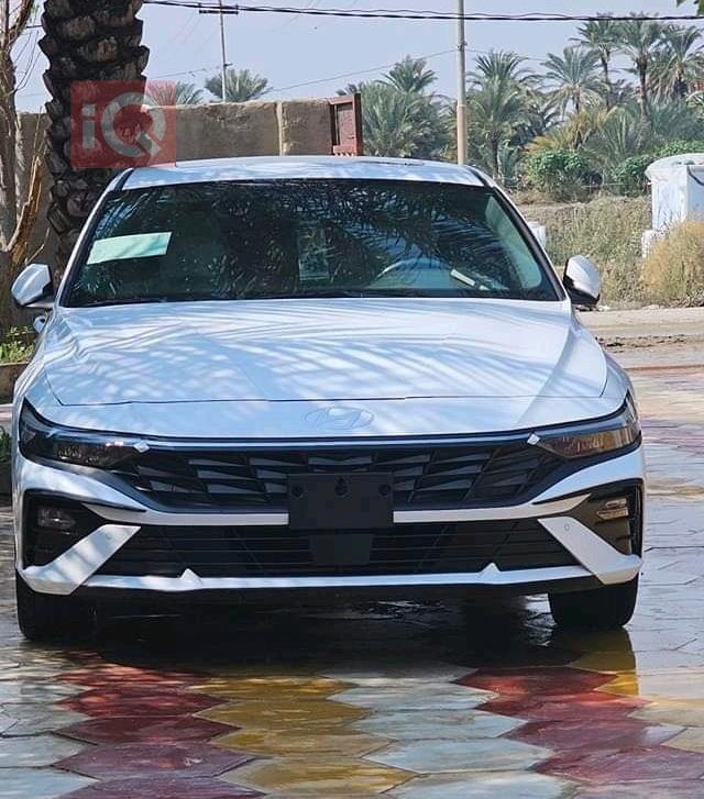 هیوندای ئەلەنترا